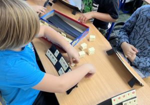 Praca w grupach 2e 3