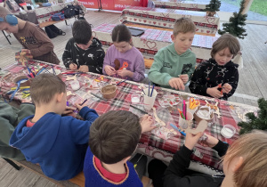 Wioska św. Mikołaja 2b, 2e 12